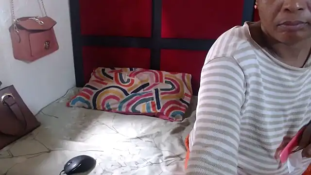 MaximTease24 online show from December 2025 06:29:02 AM