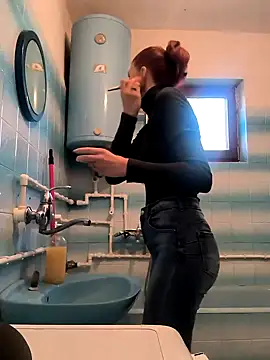 beaverwoman online show from January 2025 08:29:02 AM