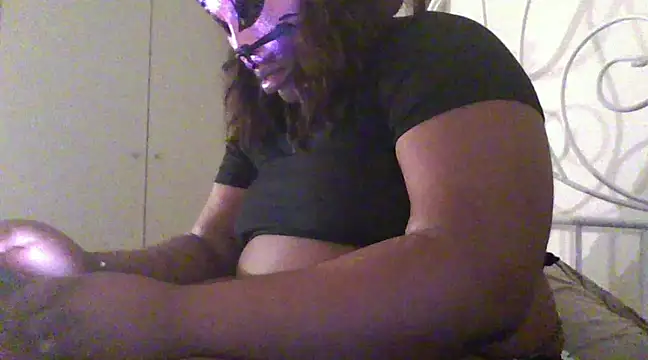 Snapshot of bonbonaumiel chatting on January 2025 08:44:01 PM bonbonaumiel online show from January 2025 08:44:01 PM