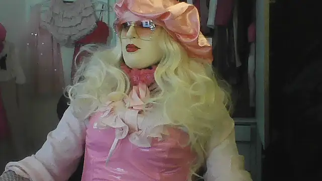 Snapshot of Sissy-Beate chatting on October 2025 08:48:02 PM Sissy-Beate online show from October 2025 08:48:02 PM