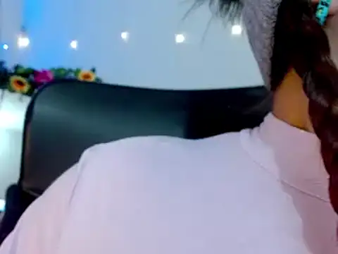 miss evoleth2 online show from February 2025 03:33:02 AM