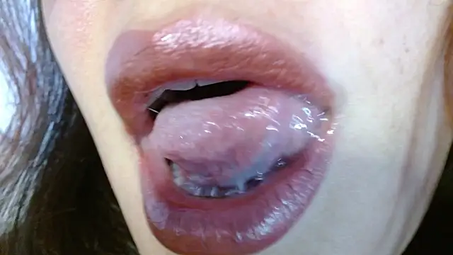 miss evoleth2 online show from October 2025 08:19:02 PM