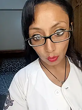 Lucy Chery online show from October 2025 10:32:02 PM