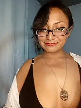 Lucy Chery online show from February 2026 11:05:02 PM