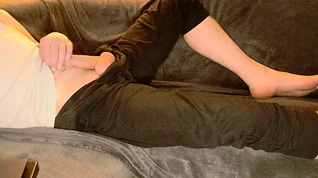 Snapshot of stivi0105 chatting on November 2025 10:47:01 PM stivi0105 online show from November 2025 10:47:01 PM