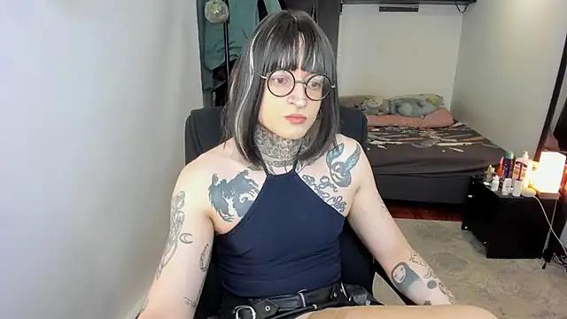 ShiiraVelkor online show from December 2025 11:17:01 AM