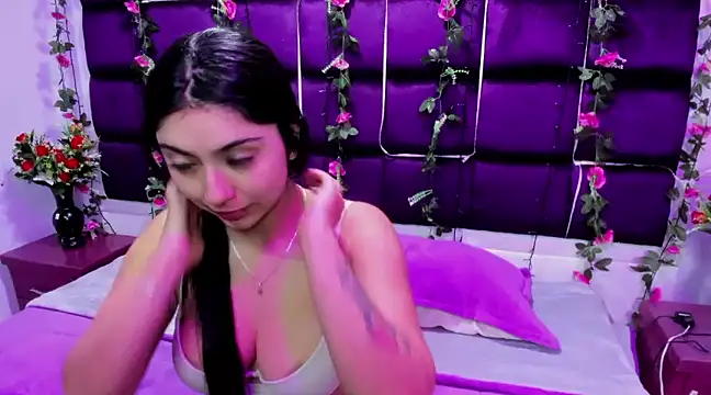 Lucy Anall  online show from March 2025 12:05:02 AM