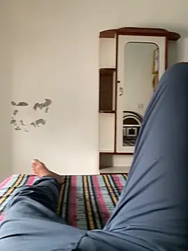 Snapshot of satrr_xxx chatting on October 2025 08:04:02 AM satrr xxx online show from October 2025 08:04:02 AM