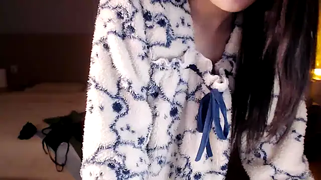 Lucky-baby online show from January 2025 04:41:01 PM