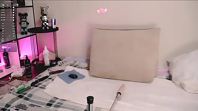 viamoon online show from February 2026 03:35:02 AM