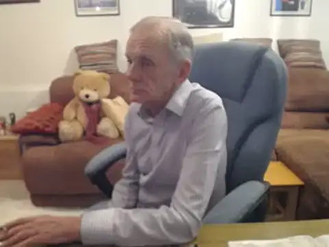 Ferret7777 online show from February 2026 07:47:02 PM