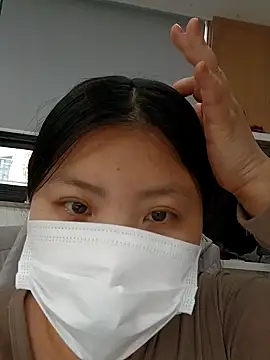 hello098712 online show from November 2025 03:17:02 AM