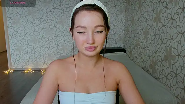 Lissa Cristal online show from May 2026 11:17:01 AM