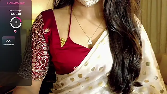 Only hunny online show from November 2025 01:02:01 PM