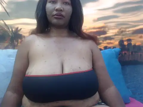 chubbydoll122 online show from May 2026 04:59:01 PM