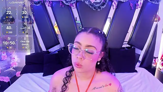 antonelllepiercee online show from December 2025 11:16:02 AM