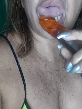 Kasandra Ho online show from September 2025 08:19:01 AM