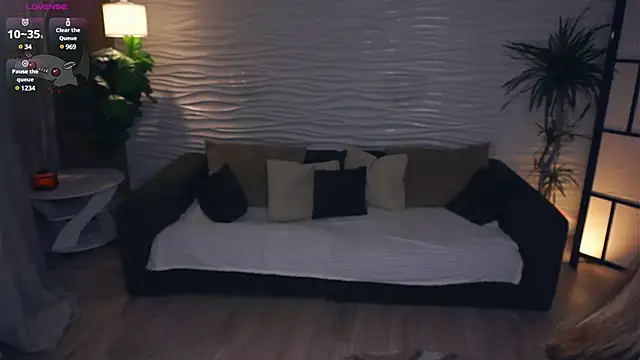 EditaBumford online show from March 2025 12:13:01 PM