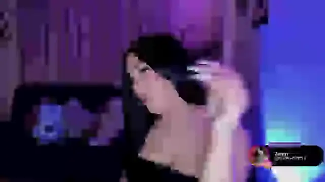 Snapshot of linda_zaam83866 chatting on February 2026 03:10:01 AM linda zaam83866 online show from February 2026 03:10:01 AM