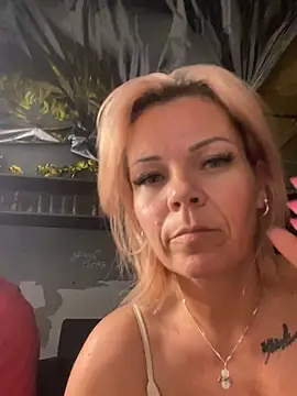 motheranddad online show from May 2026 09:53:01 PM