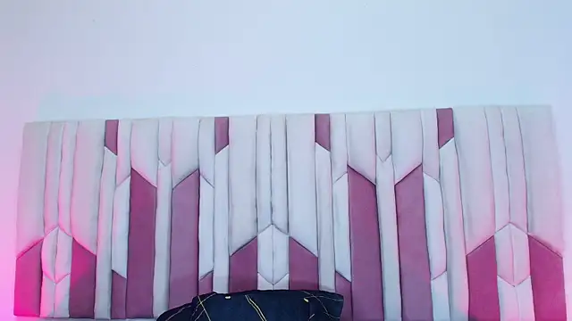 mia stanfort online show from October 2025 07:13:01 PM