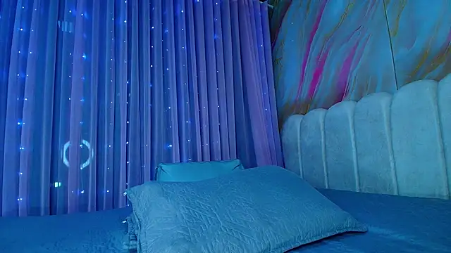 mia stanfort online show from February 2026 07:14:02 PM