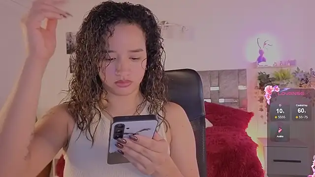 emilyrouxe online show from May 2026 04:37:02 PM