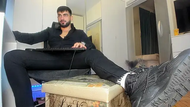 welcometo hell online show from October 2025 10:57:01 AM