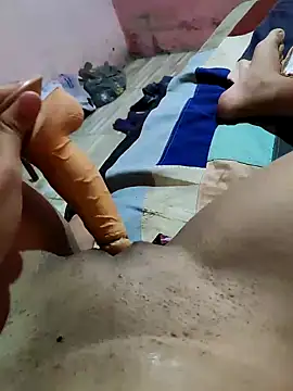 Snapshot of moreninha_hoott chatting on December 2024 05:15:01 PM moreninha hoott online show from December 2024 05:15:01 PM