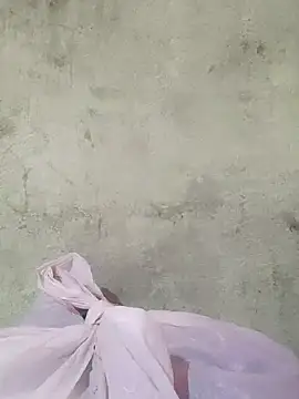 Snapshot of moreninha_hoott chatting on December 2024 01:17:01 PM moreninha hoott online show from December 2024 01:17:01 PM