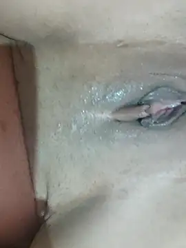 Snapshot of moreninha_hoott chatting on March 2025 12:44:02 PM moreninha hoott online show from March 2025 12:44:02 PM