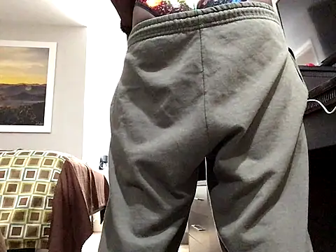 Backshort11 online show from December 2025 10:17:02 PM