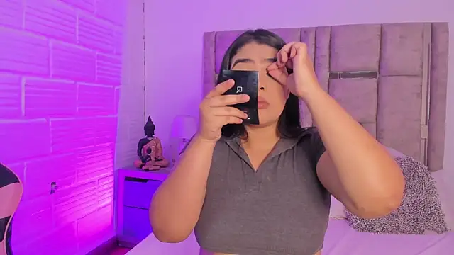 EmmaBecket2 online show from November 2025 04:01:02 AM