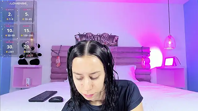 AbyCooper online show from October 2025 12:47:01 PM