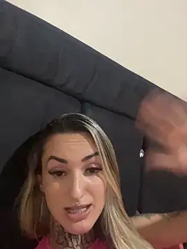 hotskinny1 online show from March 2025 03:52:02 AM