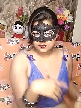 Hottyalia online show from January 2025 05:54:01 PM