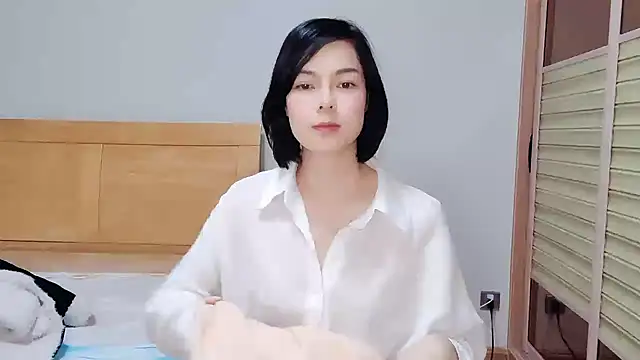 Linda-LL online show from February 2025 08:38:01 AM