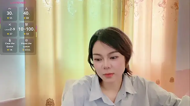 Linda-LL online show from April 2026 04:52:01 AM