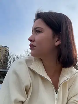 KikiWatson online show from November 2025 07:08:01 AM