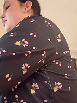 KikiWatson online show from December 2025 10:00:02 AM