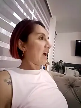 your red rose  online show from December 2024 10:52:02 PM