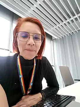 your red rose  online show from January 2025 07:15:01 PM