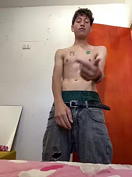 LatinBoysxxx online show from March 2026 05:05:02 PM