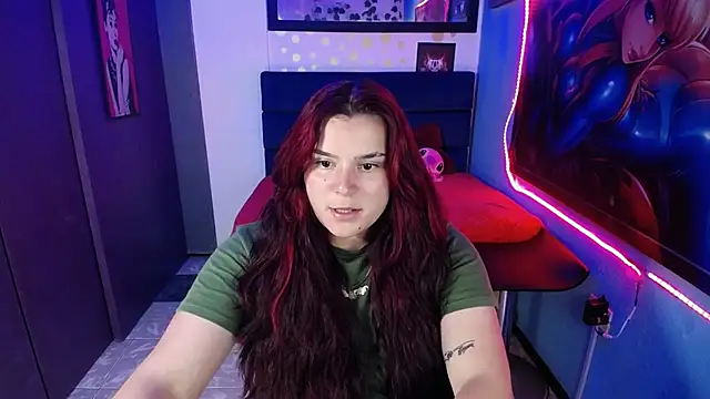 Snapshot of Nika_1_ chatting on December 2024 11:14:01 PM Nika 1 online show from December 2024 11:14:01 PM