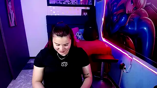 Snapshot of Nika_1_ chatting on December 2024 10:56:02 PM Nika 1 online show from December 2024 10:56:02 PM