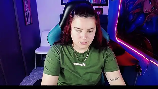 Snapshot of Nika_1_ chatting on December 2024 10:00:01 PM Nika 1 online show from December 2024 10:00:01 PM