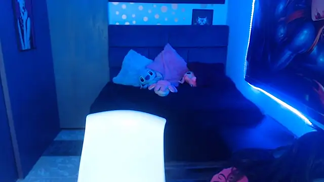 Snapshot of Nika_1_ chatting on January 2025 10:01:01 PM Nika 1 online show from January 2025 10:01:01 PM