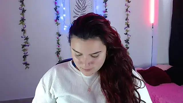 Snapshot of Nika_1_ chatting on February 2025 05:22:02 PM Nika 1 online show from February 2025 05:22:02 PM