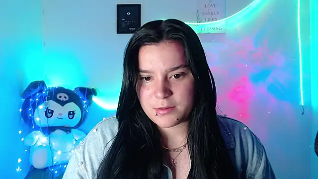 Snapshot of Nika_1_ chatting on March 2025 05:05:02 PM Nika 1 online show from March 2025 05:05:02 PM