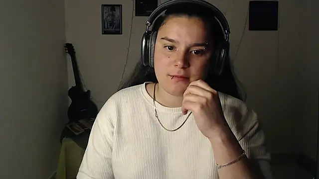 Snapshot of Nika_1_ chatting on September 2025 06:52:02 PM Nika 1 online show from September 2025 06:52:02 PM